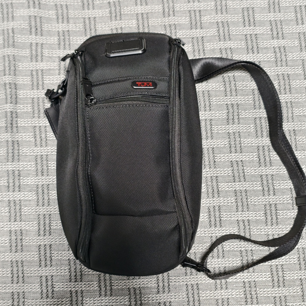 Tumi Alpha Bravo Compact Shoulder Bag|Chest Pack